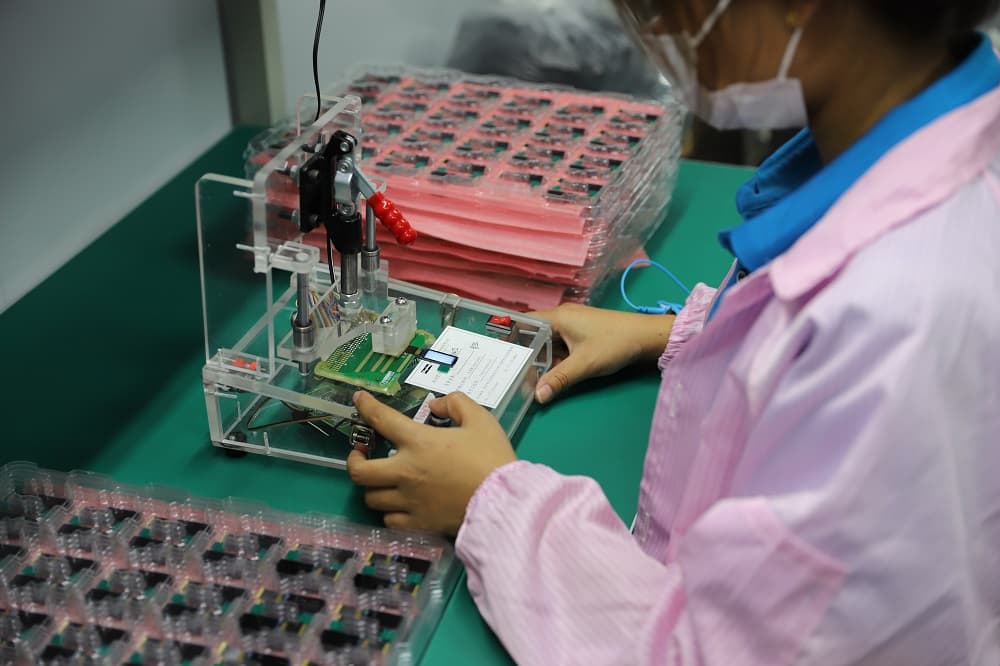 万向娱乐-VR游戏,浸式体验休闲平台!